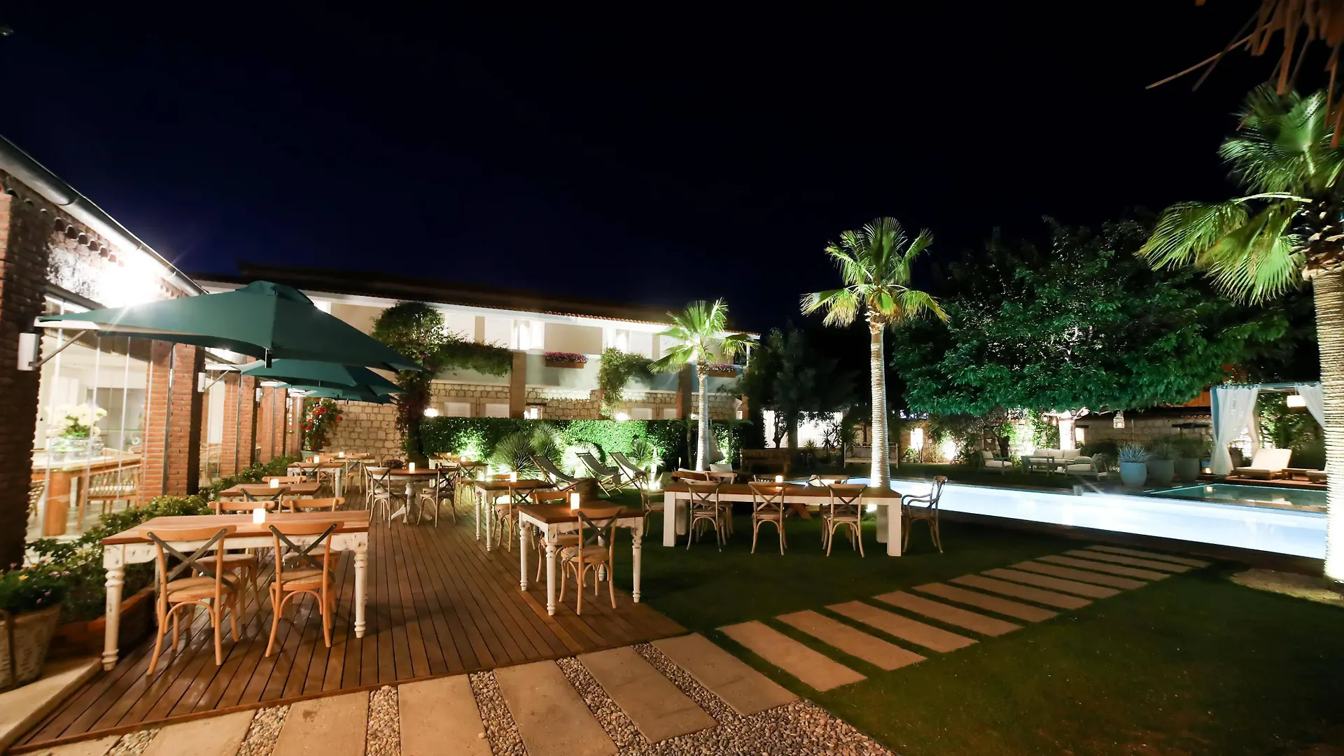 Cadde 75 Luxury Hotel - Alaçatı