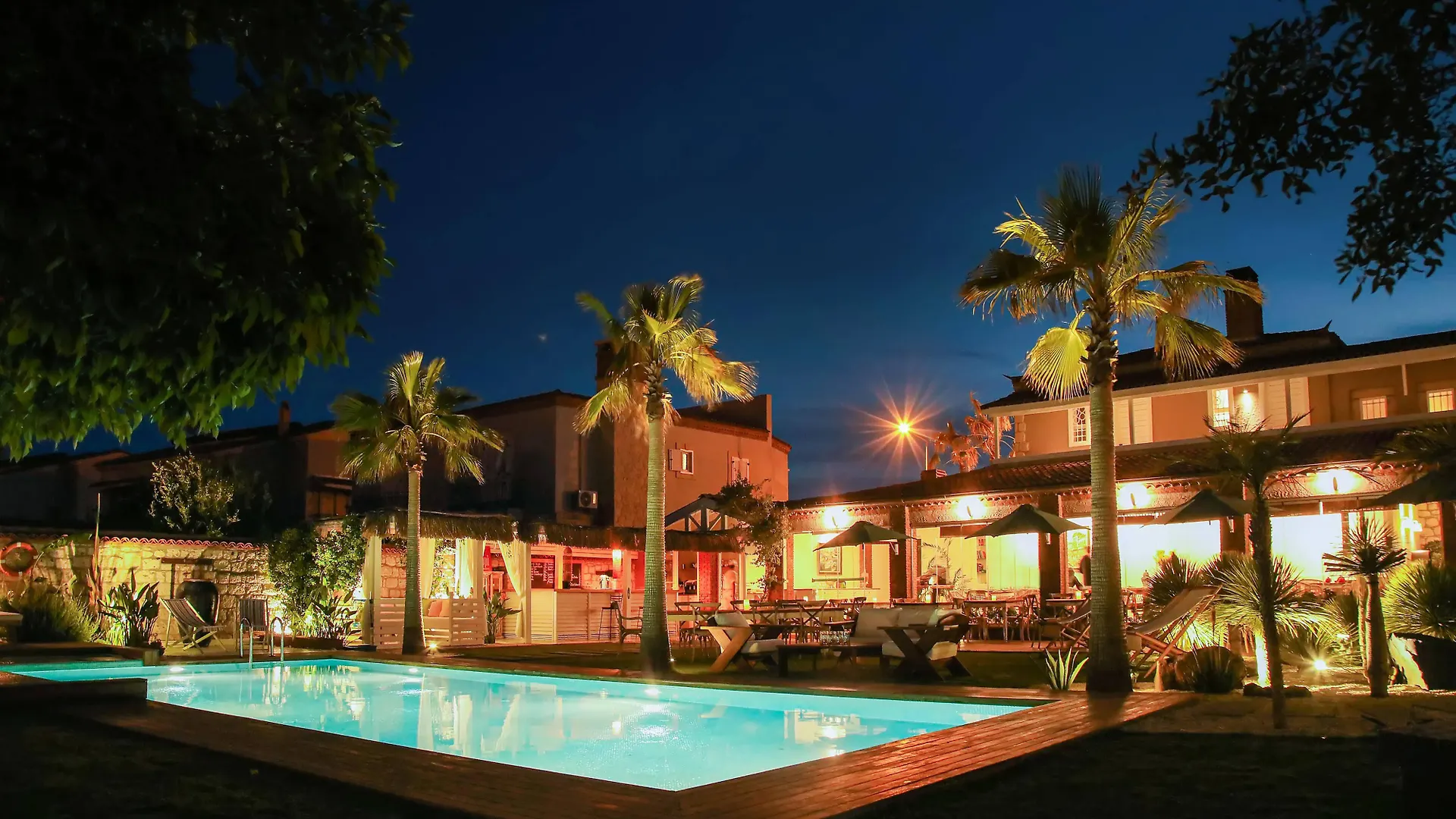 Cadde 75 Luxury Hotel - Alaçatı