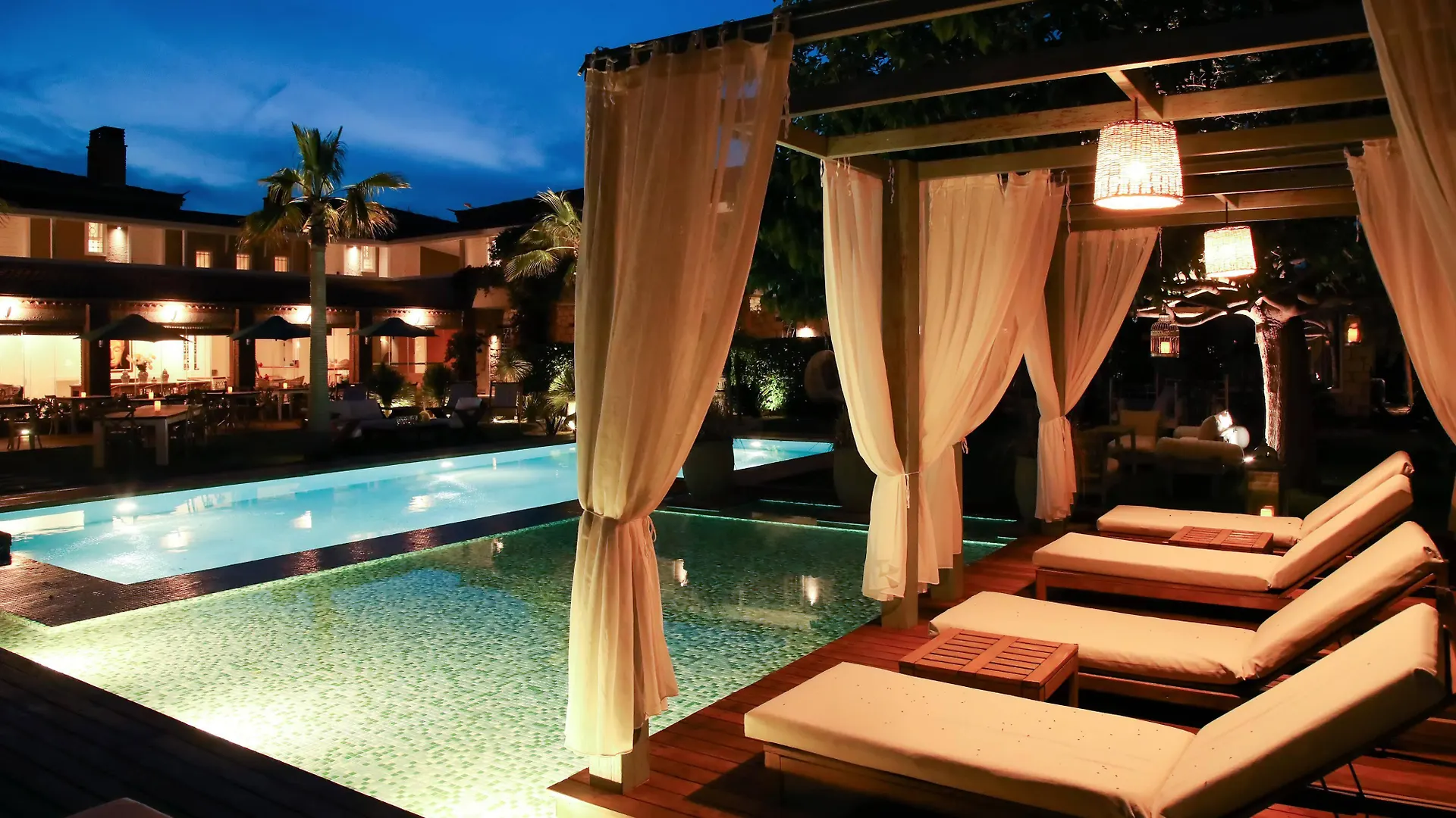 Cadde 75 Luxury Hotel - Alaçatı 4*,