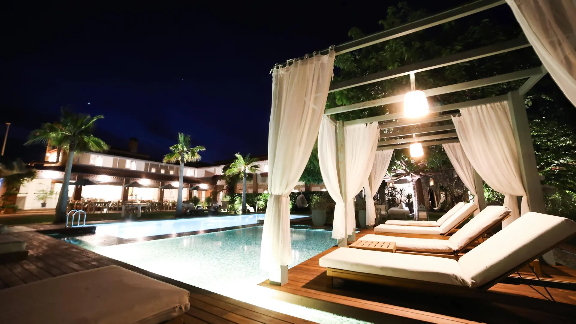 Cadde 75 Luxury Hotel - Alaçatı