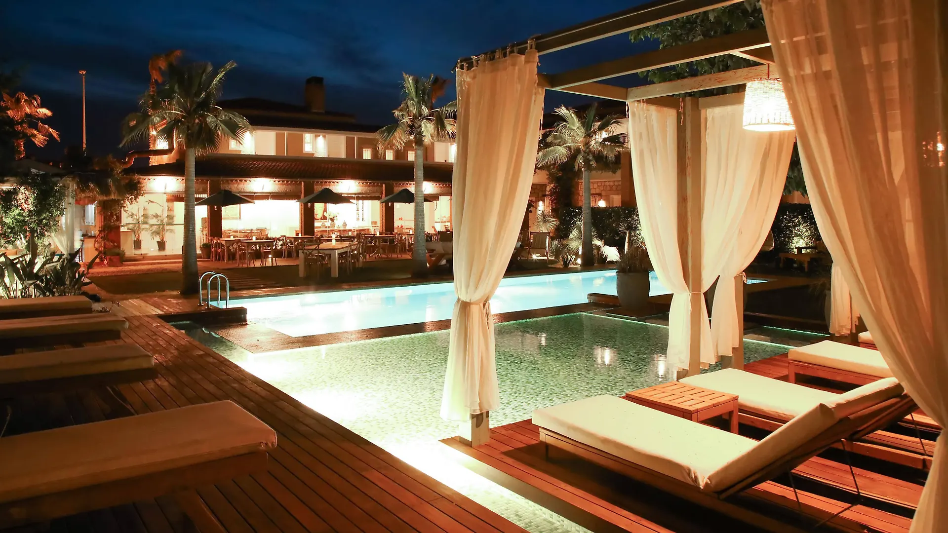 Cadde 75 Luxury Hotel - Alaçatı