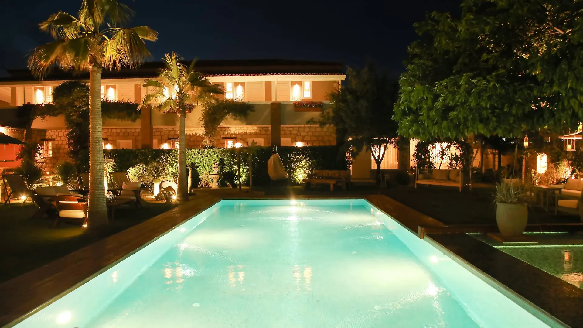 Cadde 75 Luxury Hotel - Alaçatı